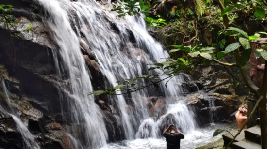 Fatima and Coimbra Day Tour from Porto