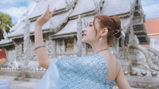 Bangkok walking half day tour Romantic city small alley