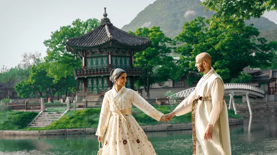 Uradome Coast Cruise & Pear Picking experience in Tottori from Osaka