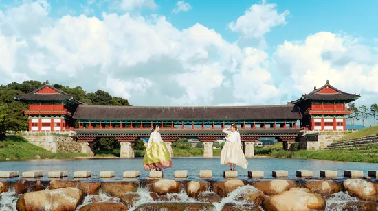 Kuala Lumpur by Night: Sightseeing, Markets and Food