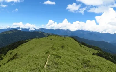 3D3N Mount Shuan and Lingmin Hiking Tour in Yilan