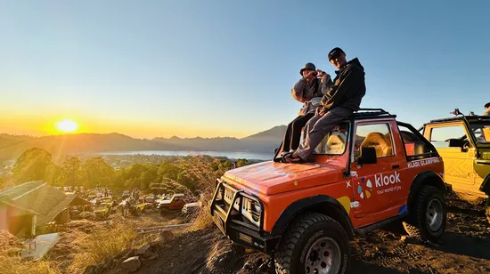 Kapal Sentral Phinisi Sailing Komodo Liveaboard Labuan Bajo
