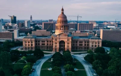 Austin Night Tour with Sunset Boat Cruise and Bat Watching in Texas