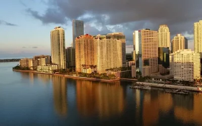 Miami Skyline Evening Cruise Tour on Biscayne Bay