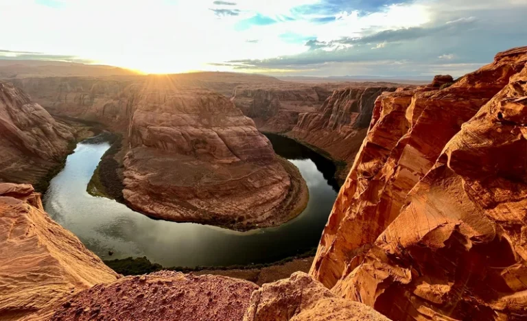 Page: Secret Antelope Canyon and Horseshoe Bend Tour