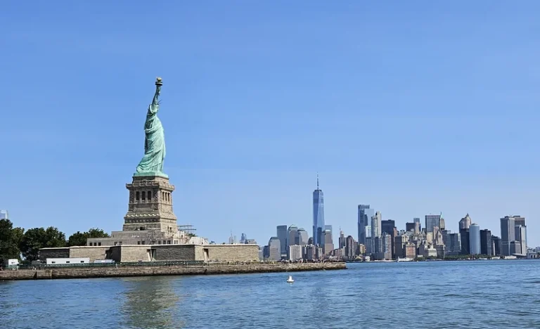 Statue of Liberty, Ellis Island Priority Boarding Ferry Tour