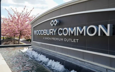 Woodbury Common Premium Outlets Shopping Tour from Manhattan