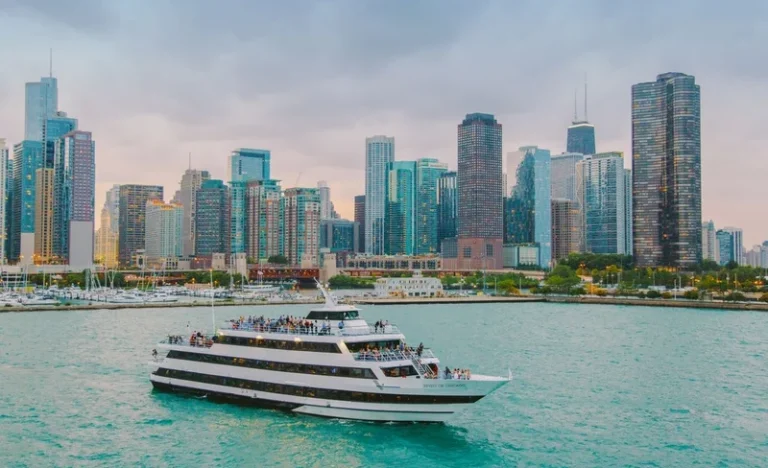 Buffet Brunch, Lunch or Dinner Cruise on Lake Michigan