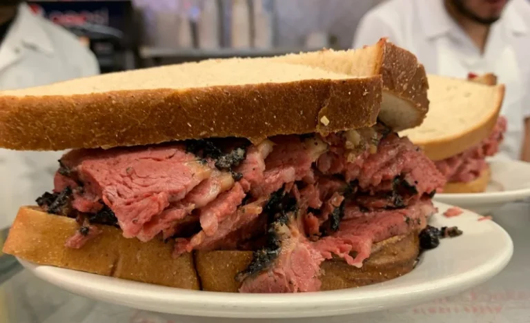 New York Lower East Side Walking and Food Tour