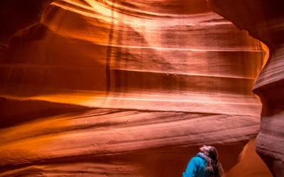 Upper Antelope Canyon & Horseshoe Bend Bus Tour from Las Vegas