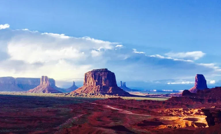 Monument Valley Loop Drive Tour in Arizona