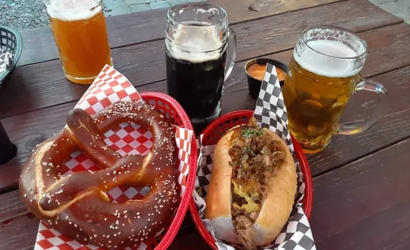 Best Food and History Tour in New Orleans