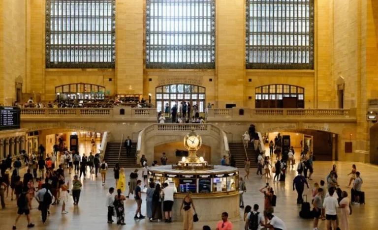 Grand Central Terminal & Manhattan Sights Walking Tour