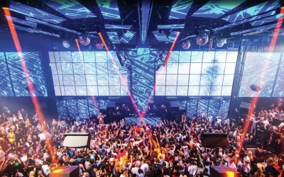 Nightclub Crawl by Party Bus with Free Drinks in Las Vegas Nightclub Crawl by Party Bus with Free Drinks in Las Vegas