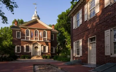 Philadelphia : Must-See Attractions Walking Tour With A Guide Philadelphia : Must-See Attractions Walking Tour With A Guide