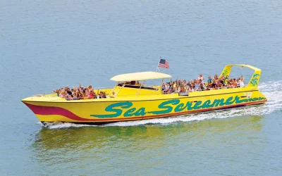Full Day Tour with Boat Ride on Sea Screamer in Clearwater Beach from Orlando