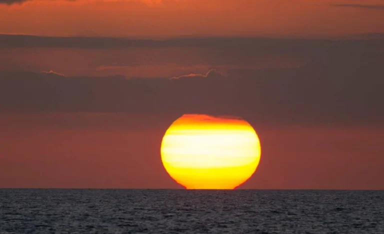 Sunset and Stargazing Cruise Tour in Maui