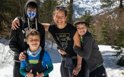 Beginner and Family Snowshoeing Tour in Tahoe Beginner and Family Snowshoeing Tour in Tahoe