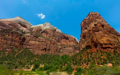 Valley of Fire and Zion Park One Day Tour from Las Vegas