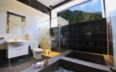 New Taipei: Wulai Royal Hot Spring - Double view hot spring room and suite hot spring coupons