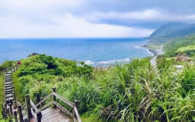 Taitung: One-day tour to Niushan Huting, March Cave and Dashibi Mountain Sealine
