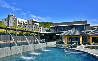 Open-Air Hot Spring and Nude Bath at Shine Mood Resort Yuanli
