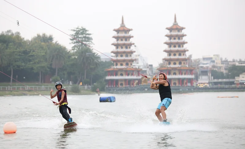 Cijin SUP Stand Up Paddle Experience