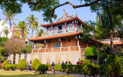 Tainan: Qigu Salt Mountain & Chikan Tower & Anping Castle Day Tour