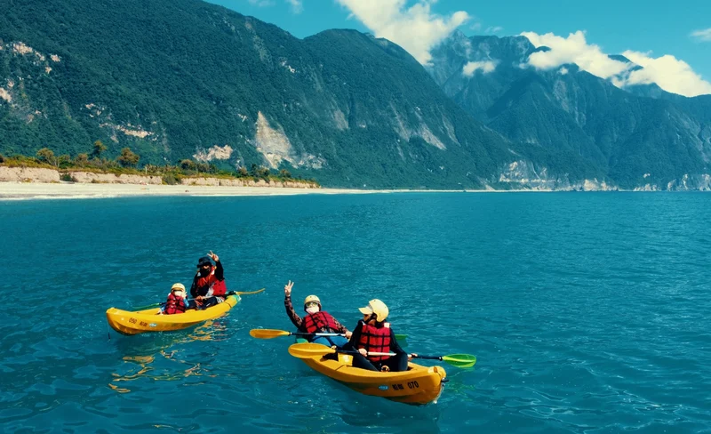 Hualien: Stairway to Heaven-Dekaron Trail Tour