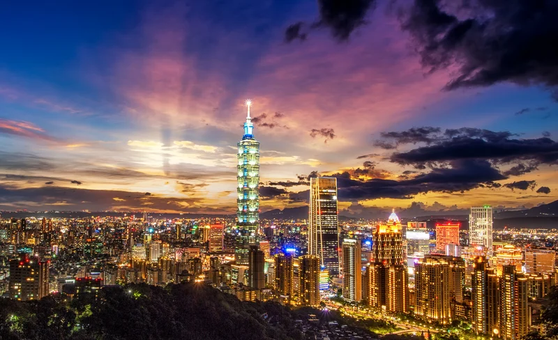 Taipei LGBTQ Queer Must-Visit Taipei Special Bus