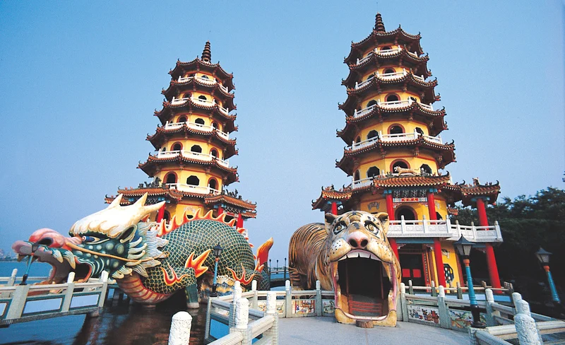 Two-day and two-night hiking experience at Nantou Qilai South Peak & Nanhua Mountain