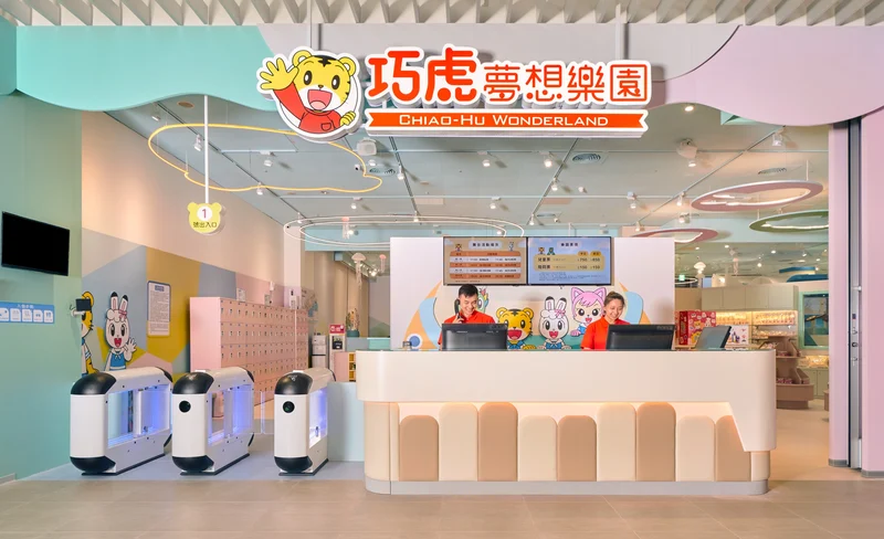 Taoyuan: Baling Bridge Backpacking Rafting Experience